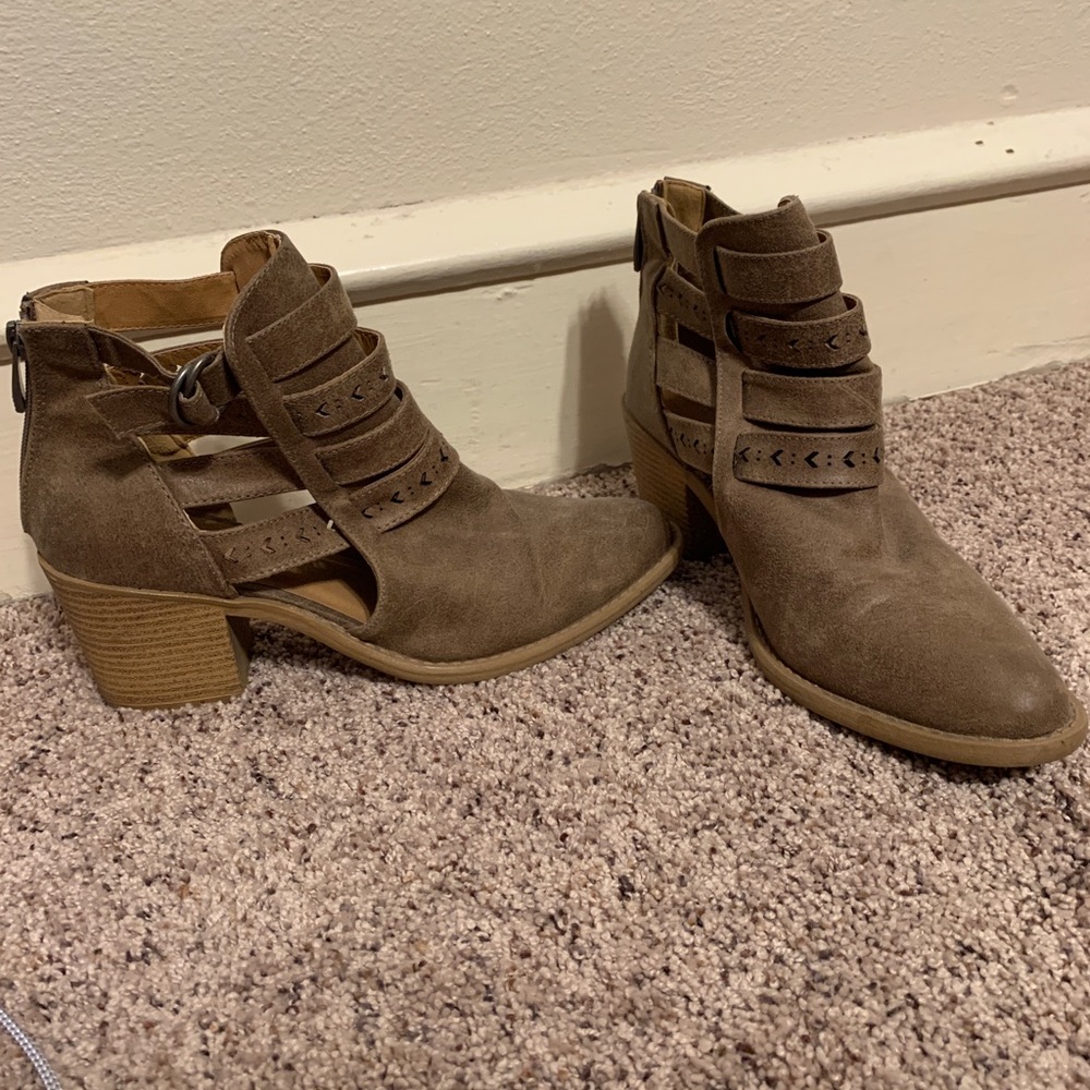 Women’s Booties